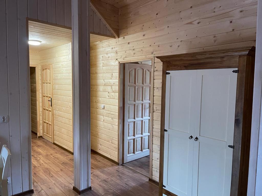 Restauracja I Noclegi Izba Rybacka W Krainie Wygaslych Wulkanow Podgorki Extérieur photo