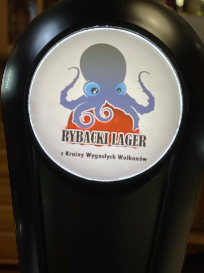 Restauracja I Noclegi Izba Rybacka W Krainie Wygaslych Wulkanow Podgorki Extérieur photo